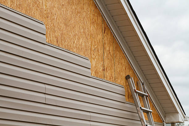 24/7 Emergency Vinyl Siding experts in Fombell, PA